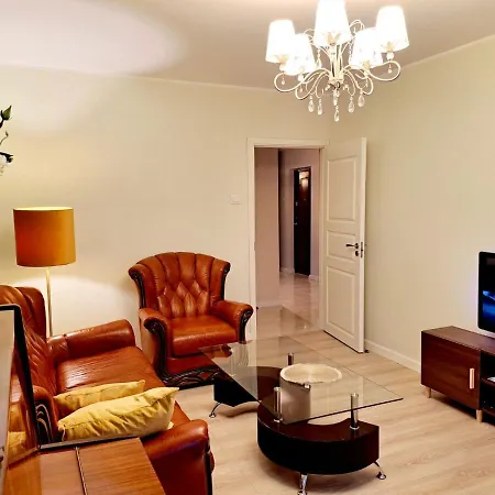 Two-bedroom With Living Close To The Old Town Kaunas