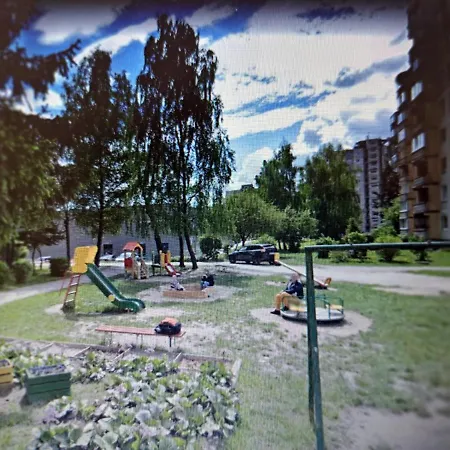Apartment Two-bedroom With Living Close To The Old Town *